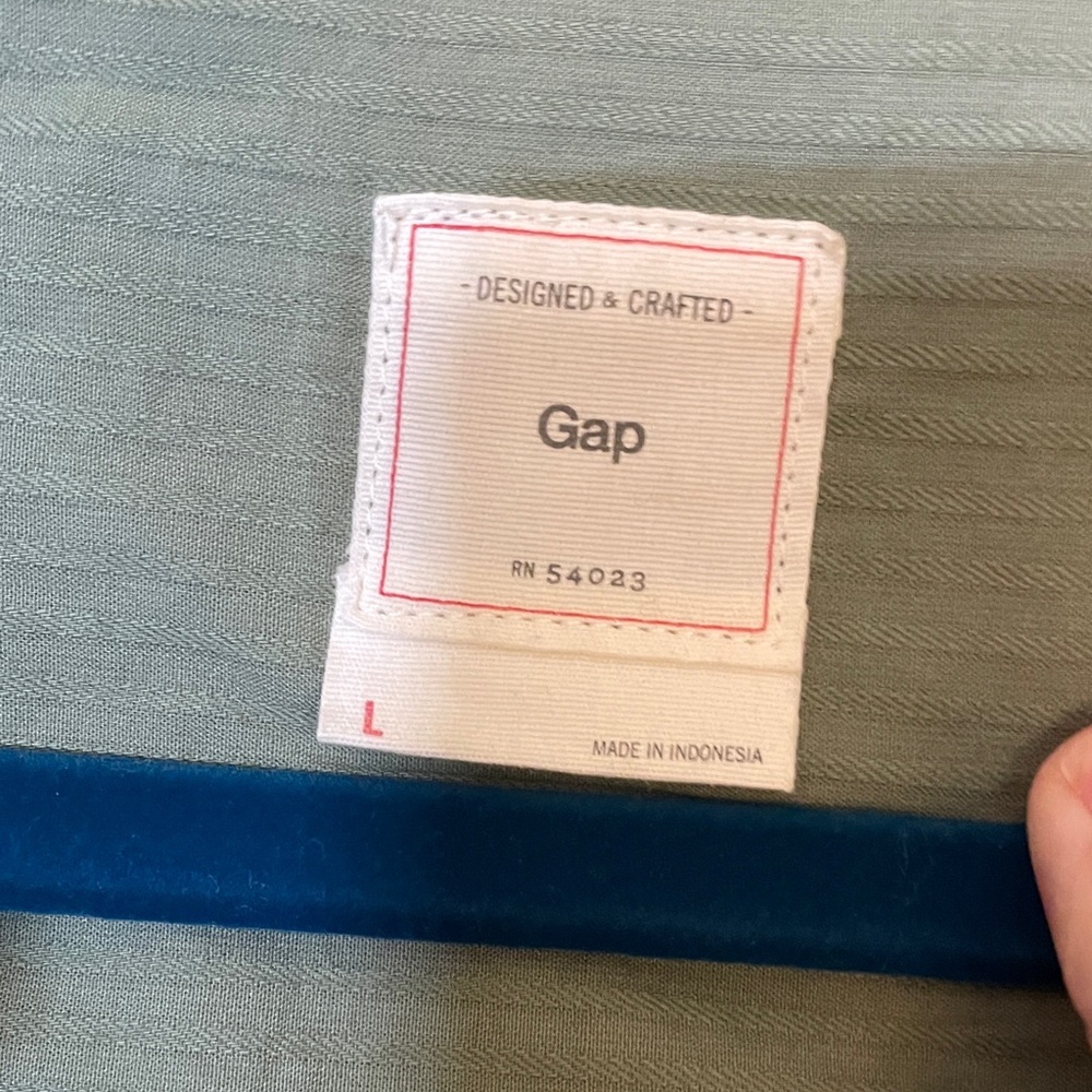 GAP Sage Green Outerwear - Picture 2 of 3